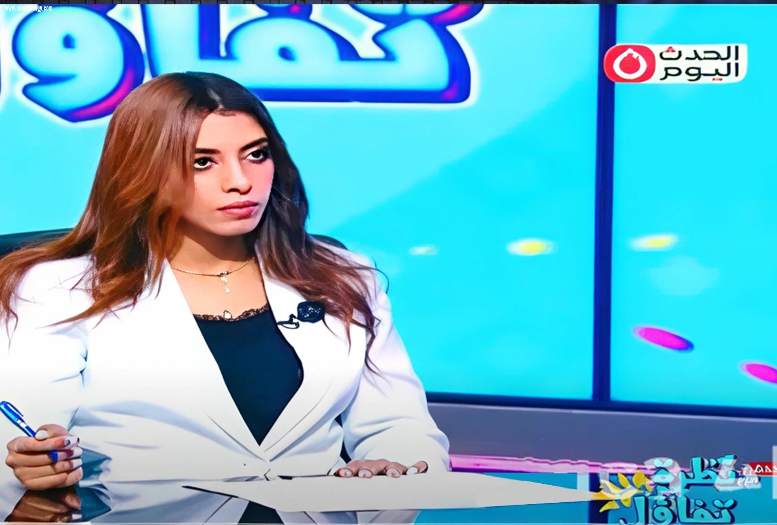 خبير يكشف للإعلامية الحسناء شريف: لماذا يفضل المصريون عيار 21 رغم أن عيار 14 أفضل للاستثمار؟