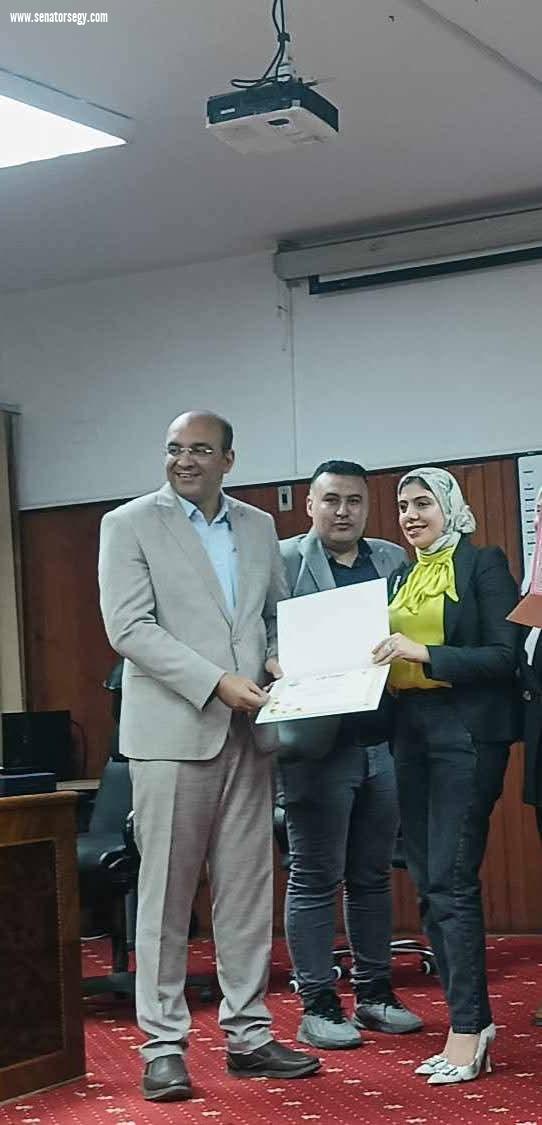 تكريم الدكتورة إسراء لطفي على تميزها في مجال الصحة المهنية