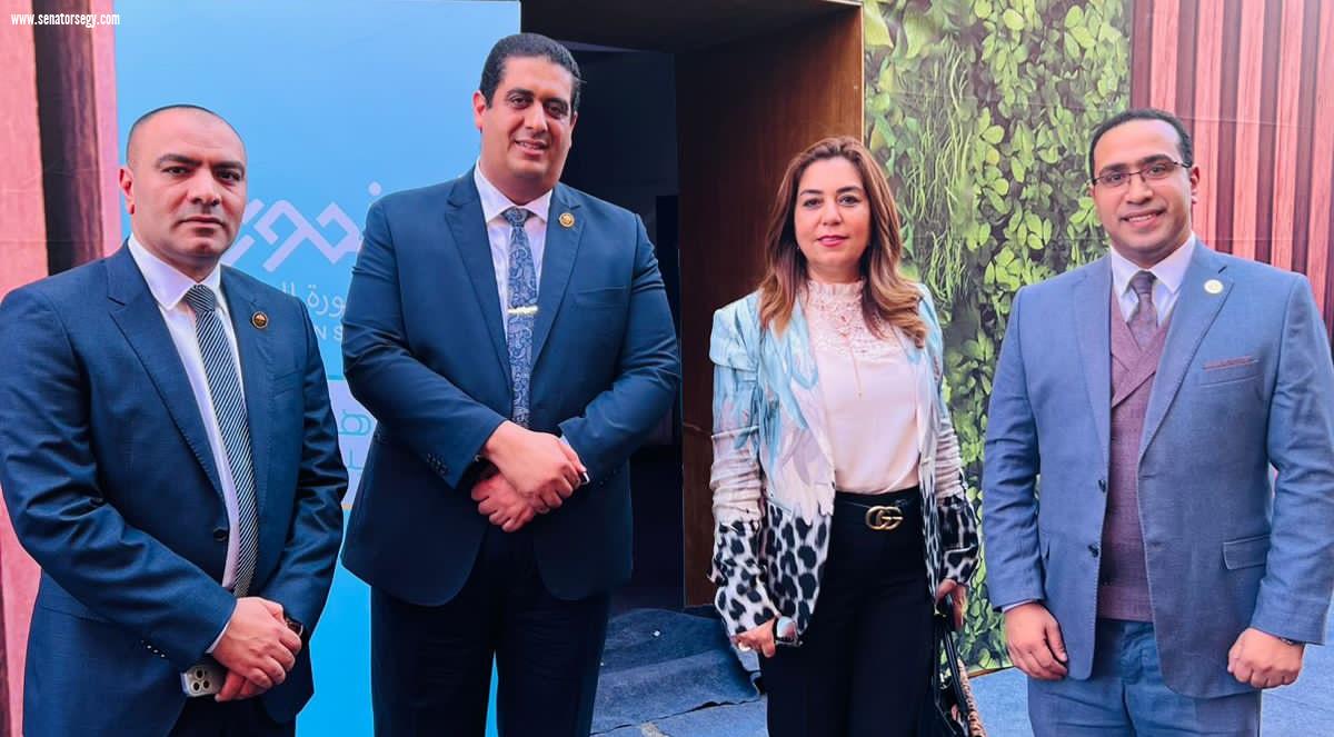 علي هامش إفتتاح الرئيس السيسي المنصورة الجديدة النائبان وليد التمامي ومحمد ابوحجازي يلتقون الدكتورة منال عوض  ومنسق حياة كريمه بدمياط محمدالبدري