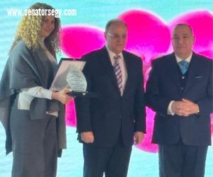 المجلس التصديري يكرم شركة ريفا فارما لنجاحها في التوسع التصديري بحضور رئيس هيئة الدواء وآمال سعد الدين رئيس مجلس الإدارة والعضو المنتدب للشركة