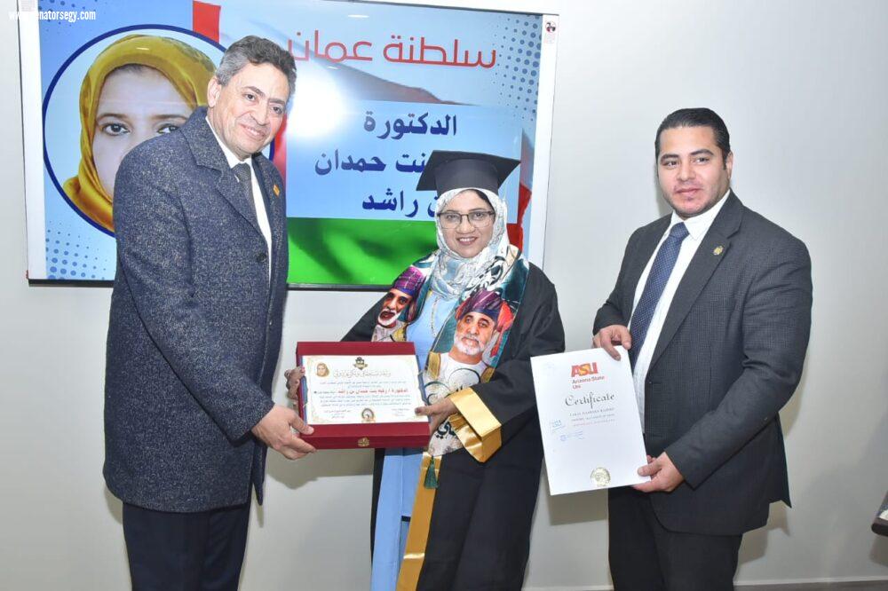 3 عقود في خدمة حقوق الإنسان تضع زكية الفارسية في مصاف المُكرَّمين دوليًا