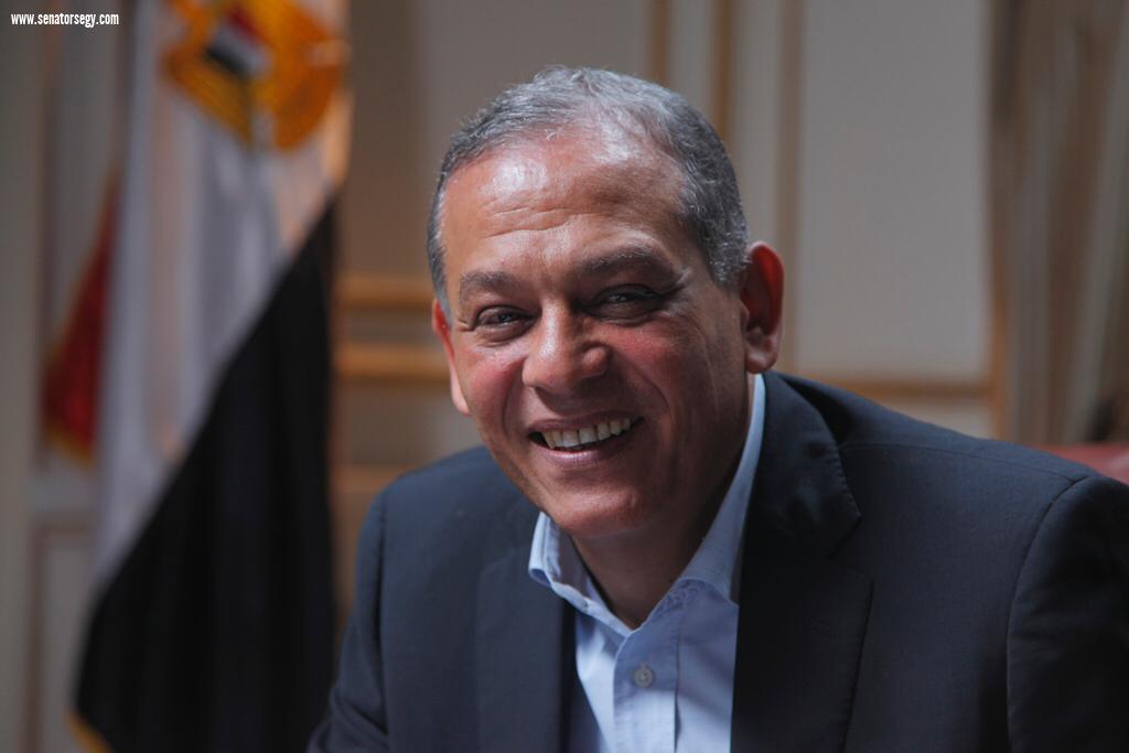 محمد أنور السادات نائبًا لرئيس المجلس القومي لحقوق الإنسان.. مسيرة سياسية وبرلمانية في تعزيز حقوق الإنسان 