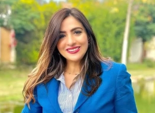 تكريم الدكتورة منال متولي في مؤتمر ”صناع الإلهام” تقديرًا لجهودها