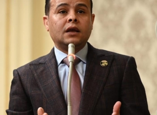 مدحت الكمار: المقترح المصري القطري يضع الاحتلال أمام اختبار حقيقي أمام المجتمع الدولي لإنهاء الحرب