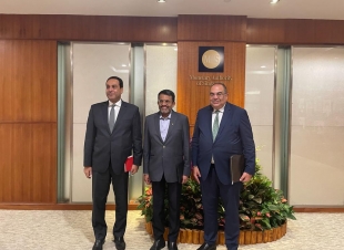 الدكتور محمود محيي الدين يناقش دعم سنغافورة لمصر وأفريقيا لتمويل المناخ وأسواق الكربون 