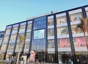 بحضور عدد من المسئولين وكبار مصنعي ومصدري الملابس في مصر والصين وسوريا وتركيا والأردن.. افتتاح المرحلة الأولى من سوق القماش بمدينة العبور