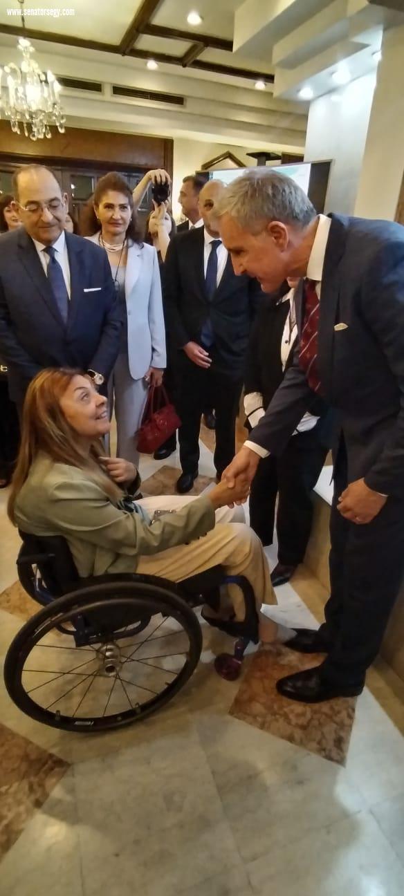 المشرف العام على 